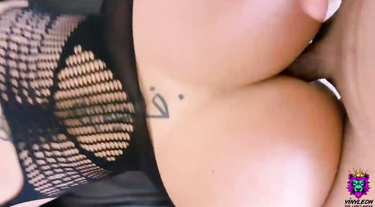 She was dildoing her butt on live camera and roommate intervene and fuck her butt