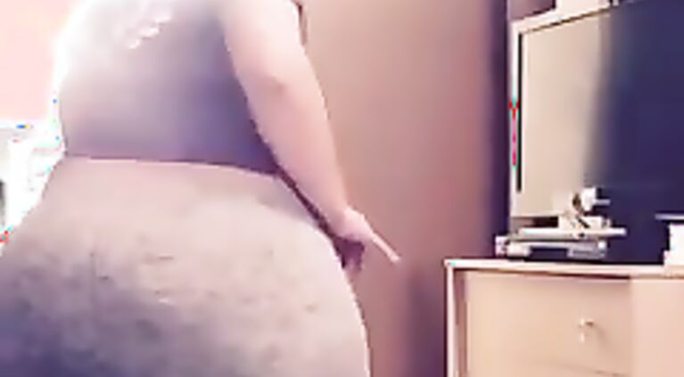 Randalin monster butt