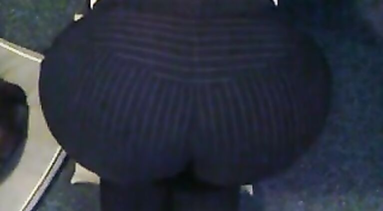 unloading cumshot on her pants